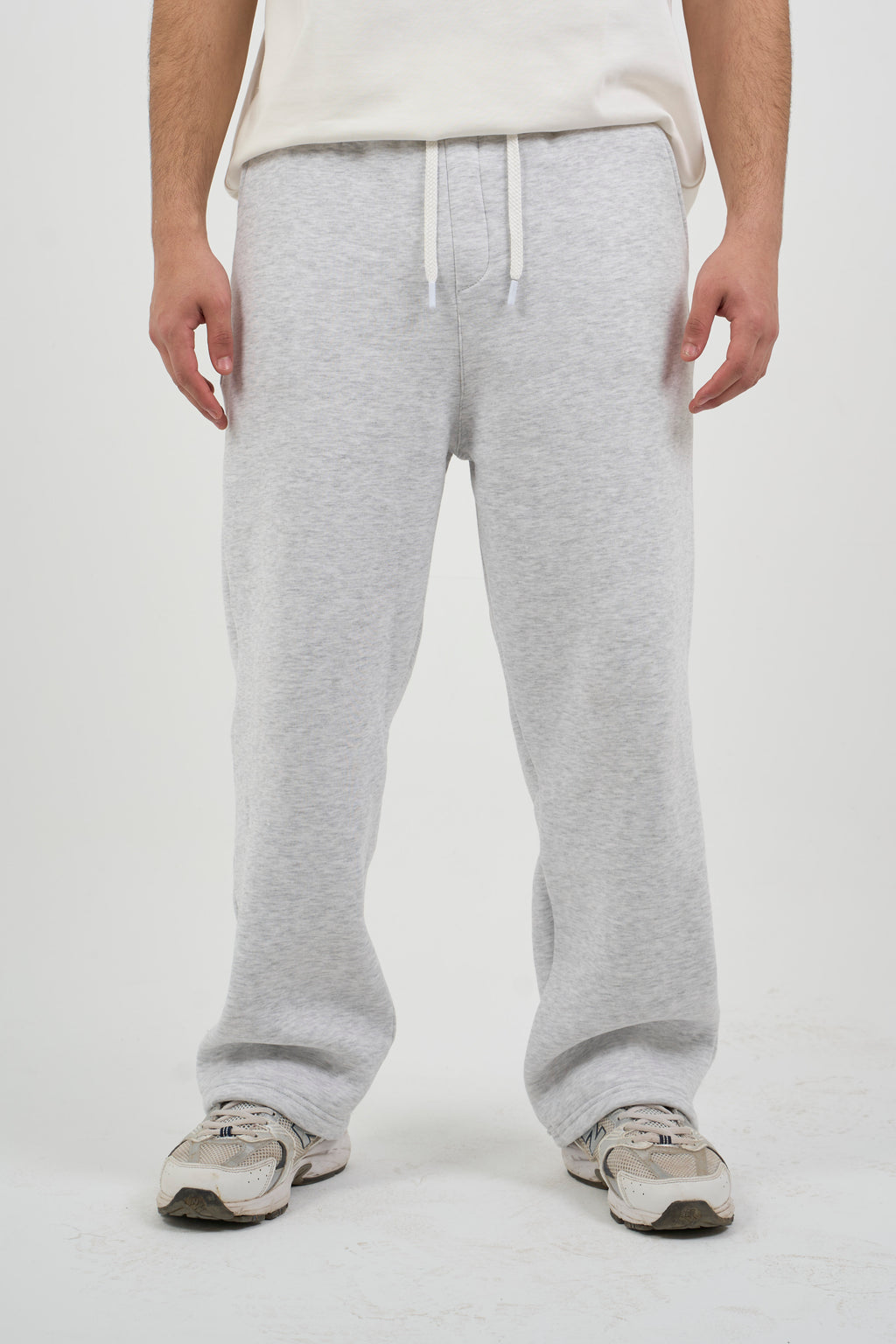 GRAY SWEAT PANTS