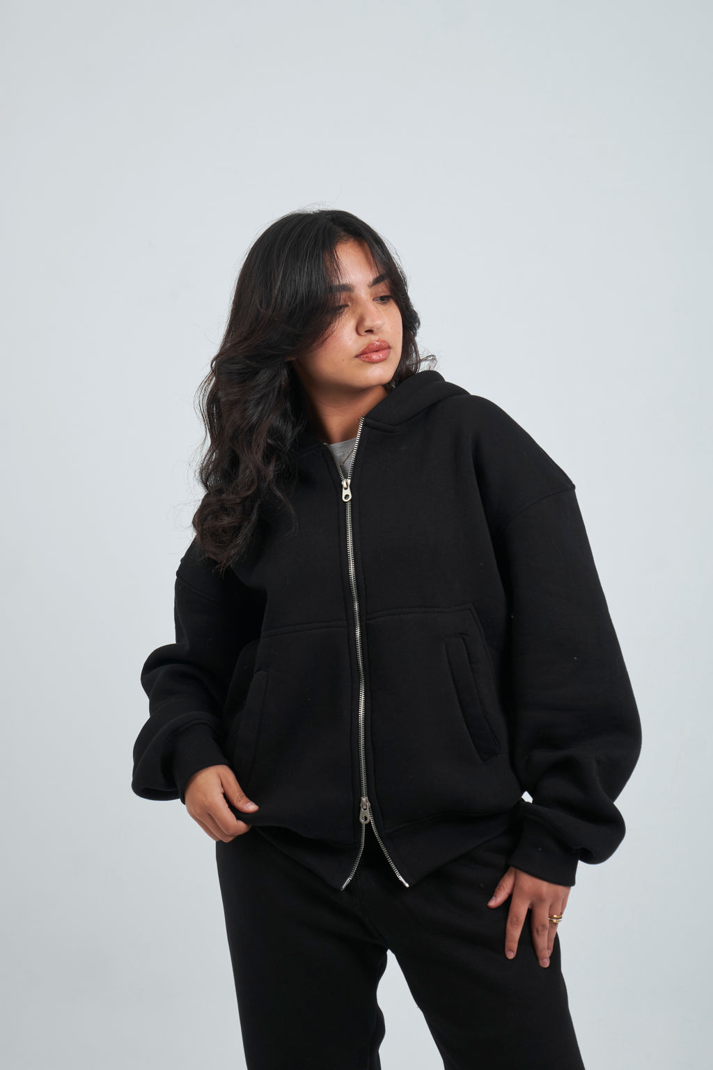 BLACK ZIP-UP BOXY FIT